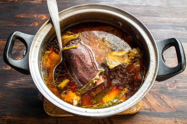 Насыщенный свекольник с рисом и чечевицей