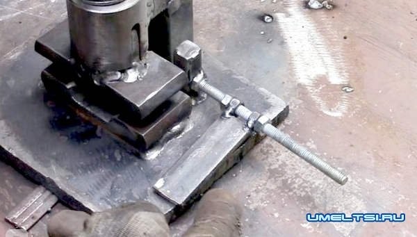Станок для изготовления кованной решетки своими руками Станок для изготовления кованной решетки своими руками