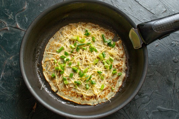 Блинчики с сыром и йогуртом